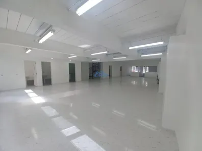 Sala Comercial para alugar, 267m² no Alphaville Industrial, Barueri