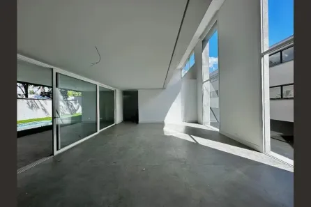 Casa com 4 Quartos à venda, 712m² no Jardim Cordeiro, São Paulo