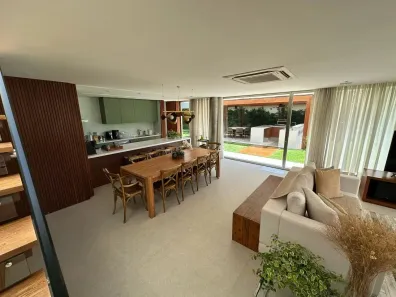 Sobrado com 4 Quartos à venda, 305m² no Fazenda Boa Vista I, Porto Feliz
