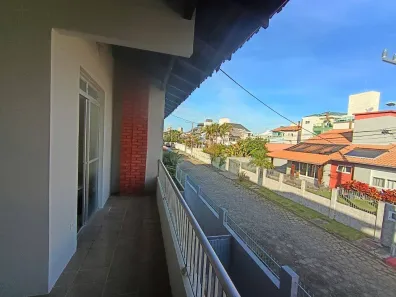 Apartamento com 2 Quartos para alugar, 80m² no Ingleses do Rio Vermelho, Florianópolis