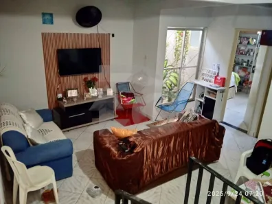 Casa com 3 Quartos à venda, 78m² no Santos Dumont, Aracaju