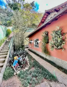 Casa com 4 Quartos à venda, 240m² no Itaipava, Petrópolis