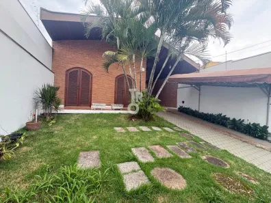 Casa com 3 Quartos à venda, 216m² no Vila Vianelo, Jundiaí