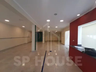 Ponto Comercial para alugar, 145m² no Santo Amaro, São Paulo