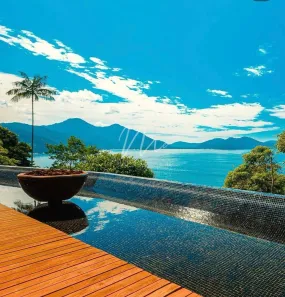 Casa de Condomínio com 4 Quartos à venda, 1200m² no Praia Vermelha, Ubatuba