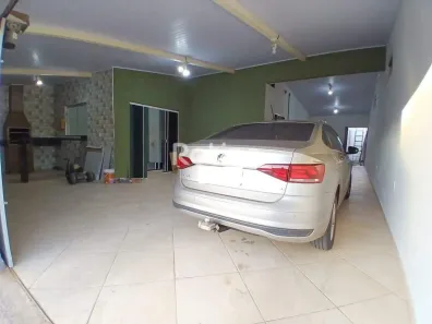 Casa com 3 Quartos para alugar, 200m² no São Jorge, Uberlândia