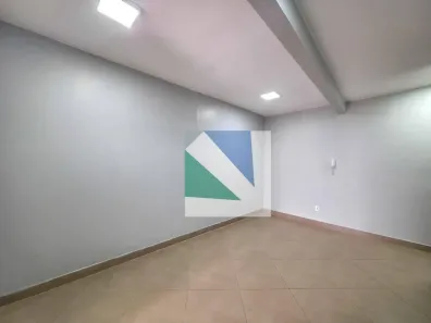 Apartamento com 2 Quartos para alugar, 140m² no Santa Maria, Brasília