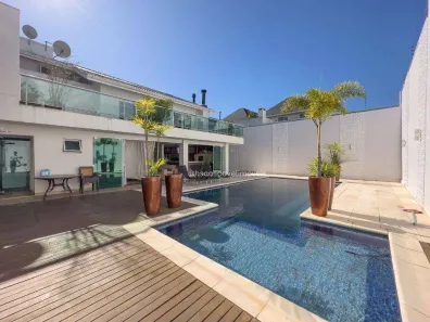Sobrado com 4 Quartos à venda, 360m² no Recanto Tropical, Cascavel