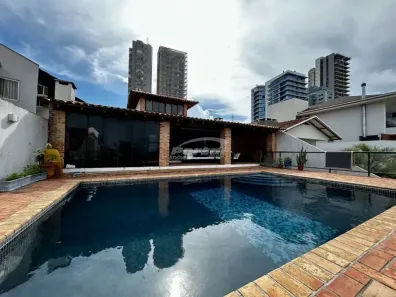 Casa com 5 Quartos à venda, 850m² no Centro, Balneário Piçarras
