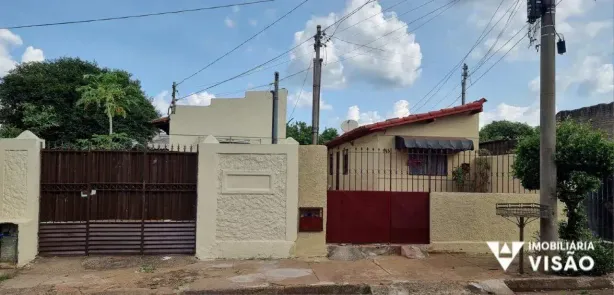 Casa com 2 Quartos à venda, 156m² no Santa Maria, Uberaba