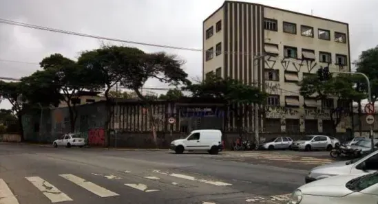 Prédio Comercial à venda, 1900m² no Cambuci, São Paulo