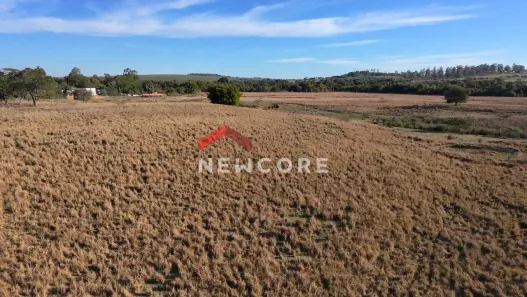 Fazenda/Sítio com 3 Quartos à venda, 500m² no Centro, Iperó