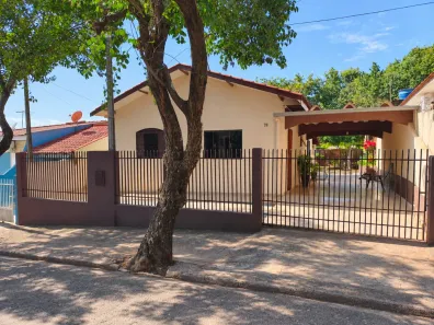 Casa com 3 Quartos à venda, 76m² no Jardim Olímpico, Maringá