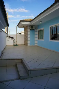 Casa de Condomínio com 4 Quartos à venda, 214m² no Ogiva, Cabo Frio