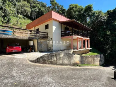 Casa de Condomínio com 3 Quartos à venda, 208m² no Albuquerque, Teresópolis