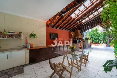 Casa com 3 Quartos à venda, 239m² no Jardim Paulista I, Jundiaí