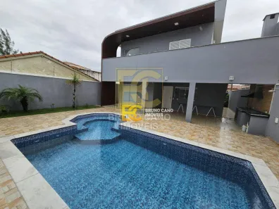 Sobrado com 4 Quartos à venda, 184m² no Centro, Peruíbe