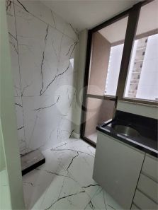 Sala Comercial à venda, 48m² no Enseada do Suá, Vitória