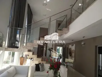 Casa com 4 Quartos à venda, 350m² no Jardins Madri, Goiânia
