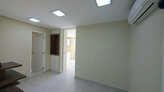 Sala Comercial com 3 Quartos para venda ou aluguel, 35m² no Vila Pompéia, São Paulo