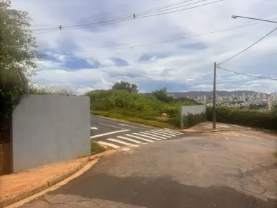 Lote/Terreno à venda, 404m² no Vila Aparecida, Jundiaí