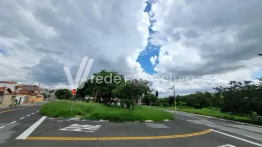 Lote/Terreno à venda, 1970m² no Parque Residencial Vila União, Campinas