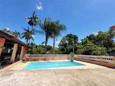 Fazenda/Sítio com 3 Quartos à venda, 175m² no Jardim Imperial, Atibaia