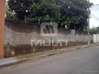 Lote/Terreno com 1 Quarto à venda, 467m² no Lídice, Uberlândia