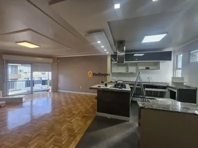 Cobertura com 3 Quartos para alugar, 287m² no Centro, Santa Maria