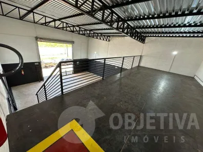Galpão/Depósito/Armazém para alugar, 250m² no Pampulha, Uberlândia