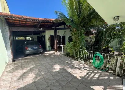 Casa com 3 Quartos à venda, 196m² no Flórida, Praia Grande