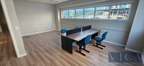 Sala Comercial para alugar, 120m² no Melville Empresarial I e II, Barueri