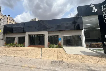 Ponto Comercial para alugar, 219m² no Cambuí, Campinas