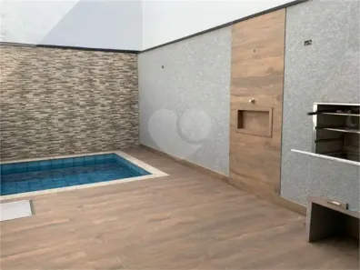 Sobrado com 3 Quartos para alugar, 130m² no Jardim Santo Elias, São Paulo