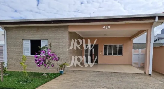 Casa de Condomínio com 2 Quartos à venda, 330m² no Residencial Lagos D'Icaraí, Salto