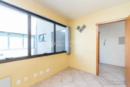 Sala Comercial para alugar, 37m² no Mont Serrat, Porto Alegre