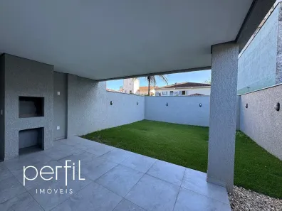 Sobrado com 3 Quartos à venda, 196m² no Santo Antônio, Joinville