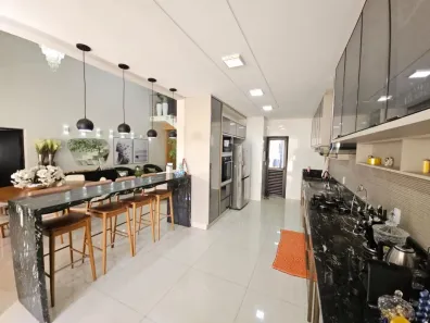 Sobrado com 4 Quartos à venda, 320m² no Residencial São Bernardo, Goiânia