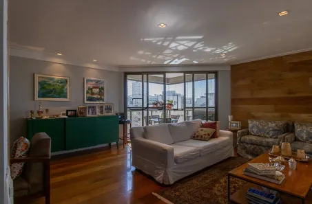 Apartamento com 3 Quartos à venda, 193m² no Indianópolis, São Paulo
