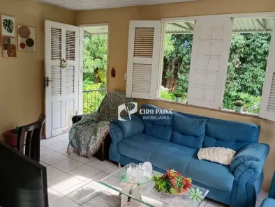 Casa com 6 Quartos à venda, 290m² no Vila União, Fortaleza