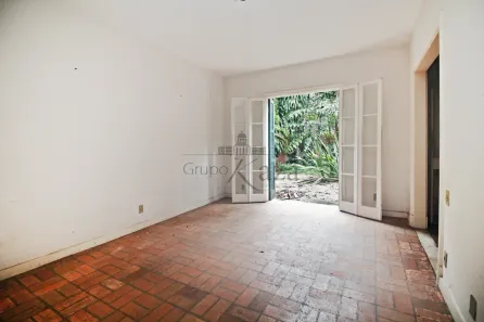 Casa com 4 Quartos à venda, 393m² no Jardim América, São Paulo