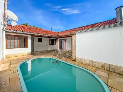 Casa com 2 Quartos à venda, 173m² no Pinheiro Machado, Santa Maria