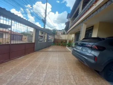 Casa com 4 Quartos à venda, 179m² no Jardim de Alá, Juiz de Fora