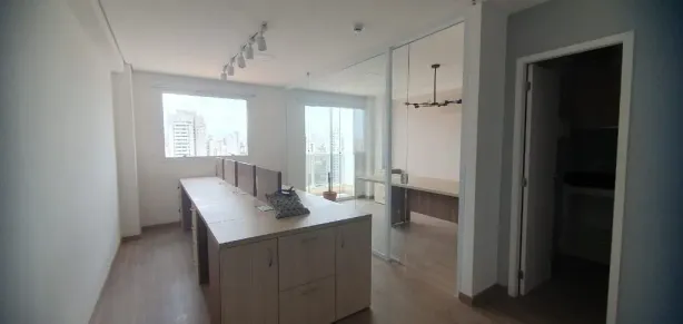 Sala Comercial à venda, 34m² no Vila Mariana, São Paulo