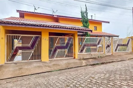 Casa com 3 Quartos à venda, 600m² no Jardim Santos Reis, Piracaia