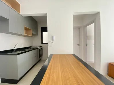 Apartamento com 1 Quarto para alugar, 43m² no Carvoeira, Florianópolis