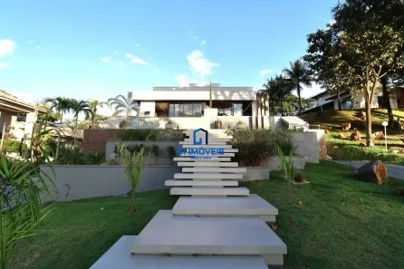 Sobrado com 6 Quartos para alugar, 775m² no Residencial Aldeia do Vale, Goiânia
