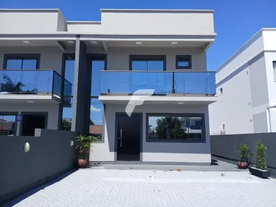 Casa com 3 Quartos à venda, 112m² no Balneário Ponta do Papagaio, Palhoça
