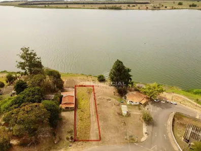 Lote/Terreno à venda, 850m² no Loteamento Recreio Barra do Capivara (Vitoriana), Botucatu