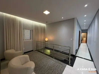 Casa com 3 Quartos para alugar, 270m² no Glória, Contagem